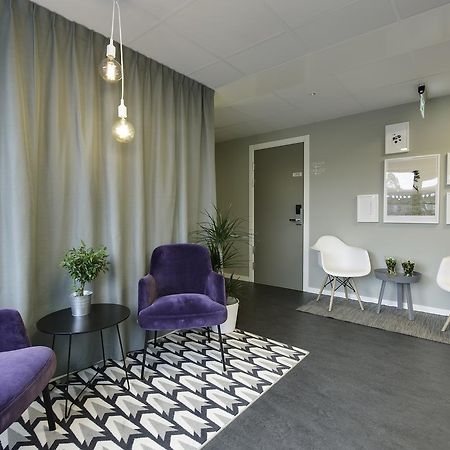 Hotell Eken Moelndal Экстерьер фото